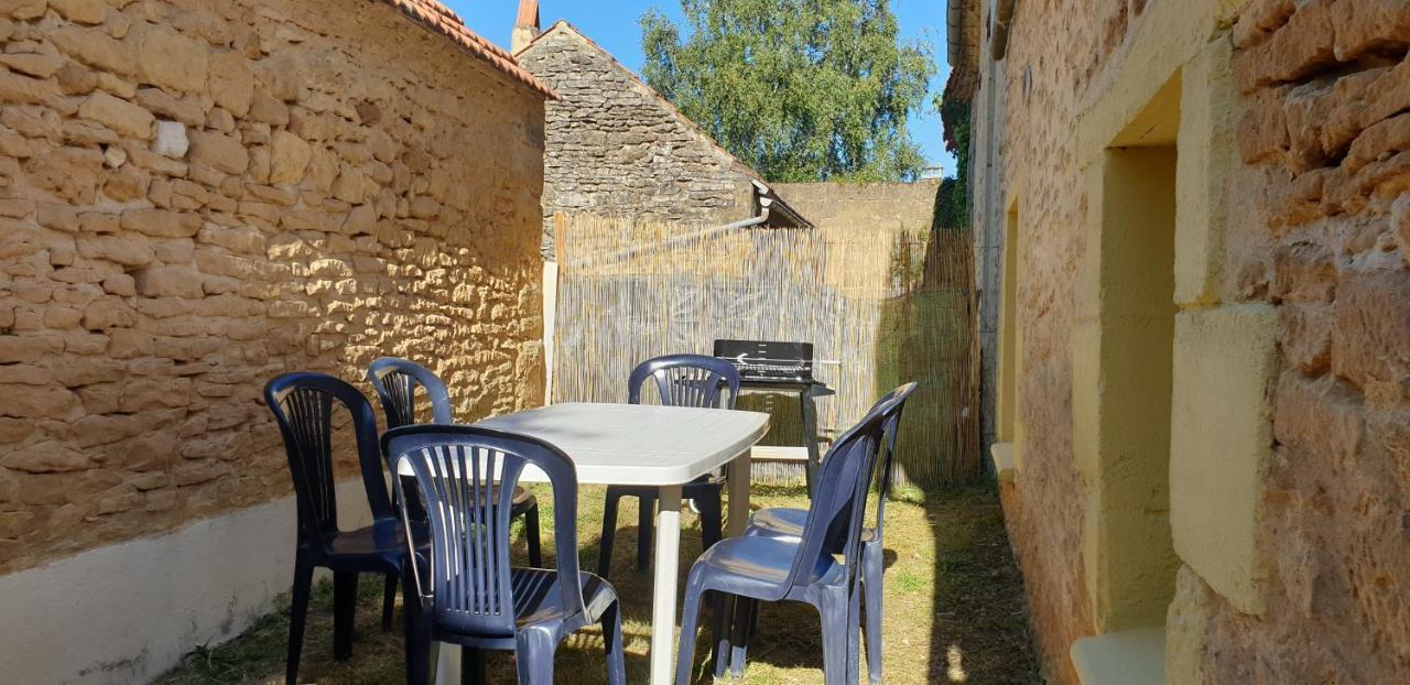 Petite Maison En Pierre Au Coeur Du Perigord Noir Proche De Sarlat Et Rocamadour Salignac Eyvigues Zewnętrze zdjęcie