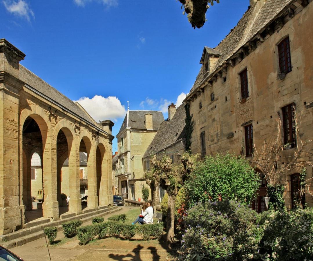 Petite Maison En Pierre Au Coeur Du Perigord Noir Proche De Sarlat Et Rocamadour Salignac Eyvigues Zewnętrze zdjęcie