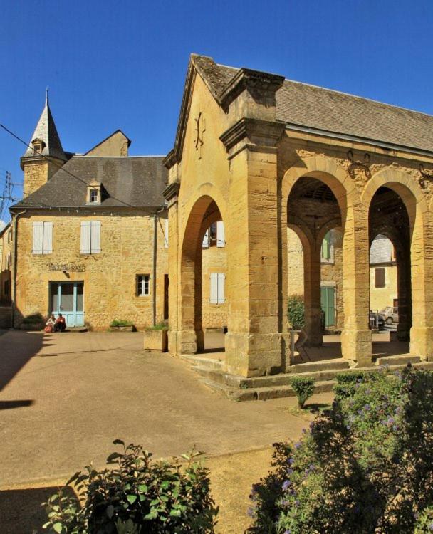 Petite Maison En Pierre Au Coeur Du Perigord Noir Proche De Sarlat Et Rocamadour Salignac Eyvigues Zewnętrze zdjęcie