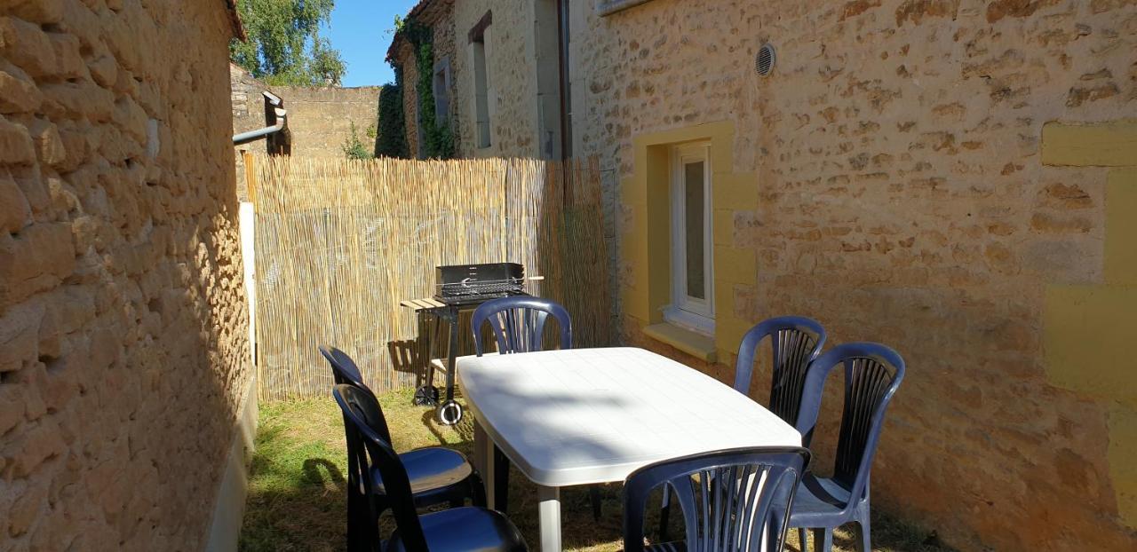 Petite Maison En Pierre Au Coeur Du Perigord Noir Proche De Sarlat Et Rocamadour Salignac Eyvigues Zewnętrze zdjęcie
